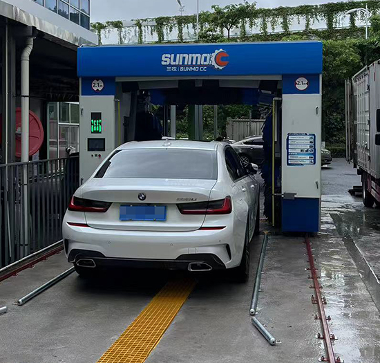 福建单位安装日森电脑洗车机